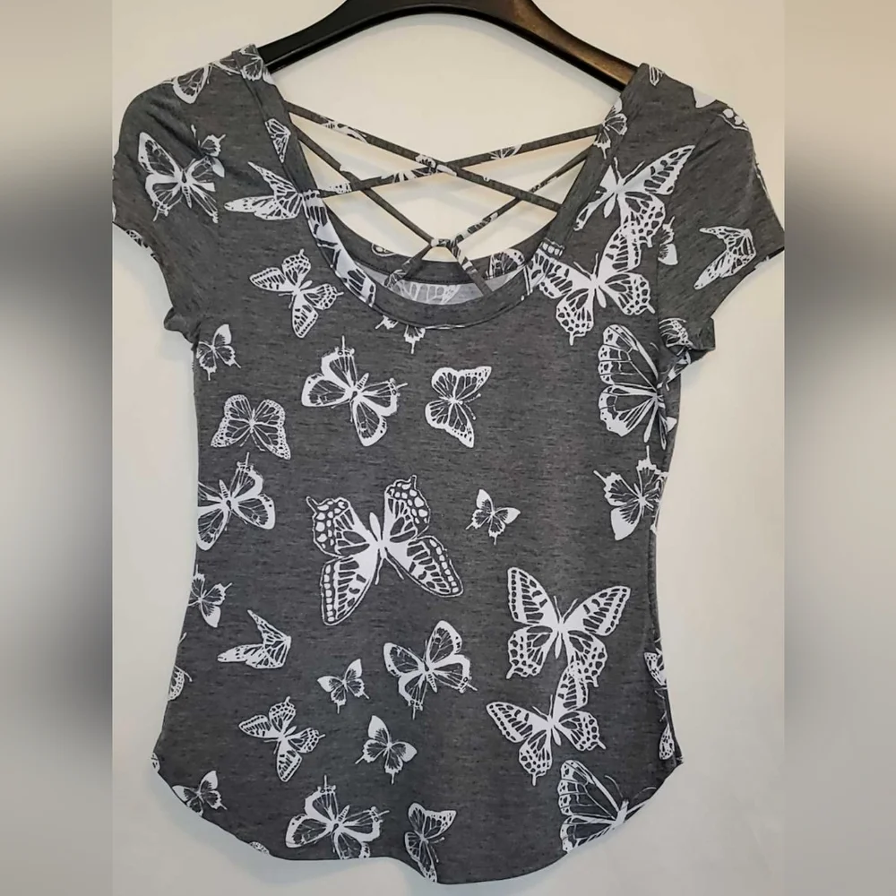 EUC Gray Butterfly Print Women's Top - Picture 2 of 4
